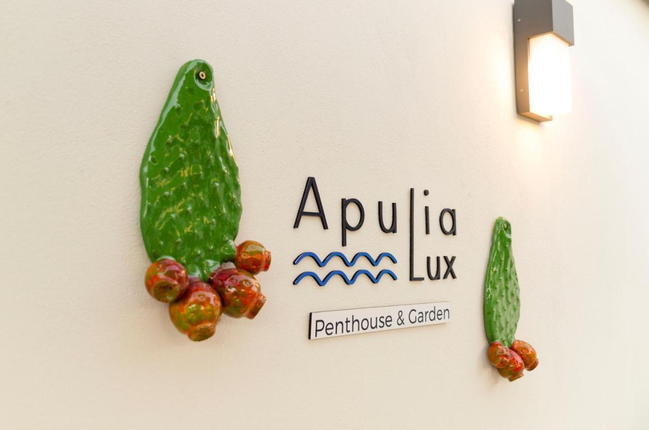Appartement [ApuliaLux] Penthouse&Garden con SPA in Centro à Bari Extérieur photo